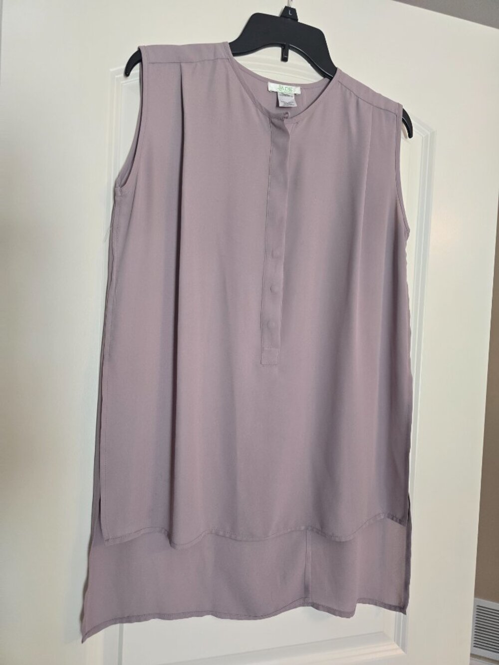 Jade Melody Tam Woman’s Flowy Gray Oversized Blouse, Size Small S